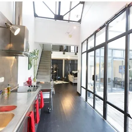 Grand Loft 8 Personnes Puteaux